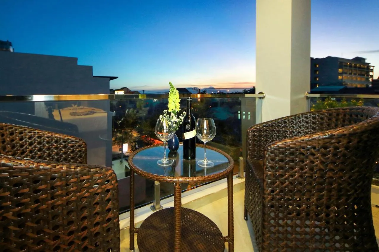 *** מלון Hoi An Majestic Villa וייטנאם
